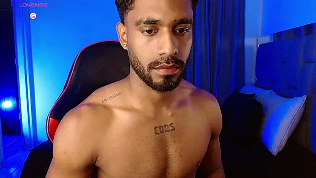 Christian_thor Live XXX Chat