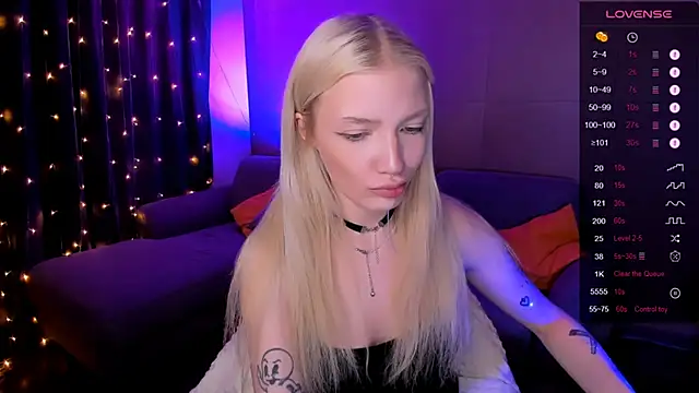 AnyaTaylor_: онлайн-секс-чат