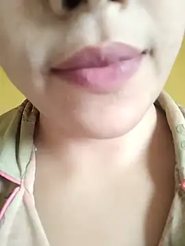 Chat +18 de Anki-doll ao vivo