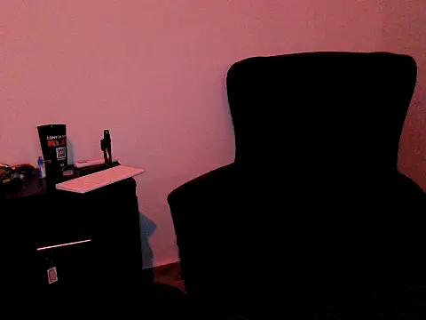 Iscariot19のライブXXXチャット