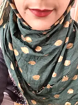 Indian-Aleena: απευθείας συνομιλία ΧΧΧ