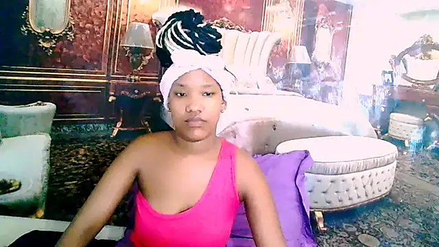 EroticSexyPrada's Live XXX Chat