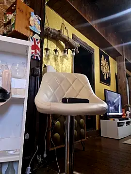 Luna-77 Pertunjukan Webcam