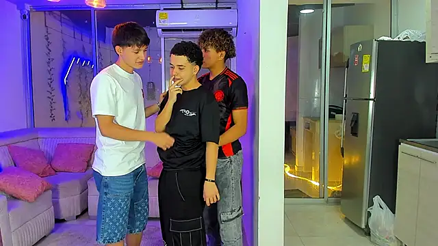 Houseofwarrios élő XXX-chatje