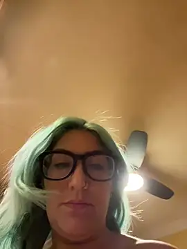 LittleMissEeve Chat XXX in diretta