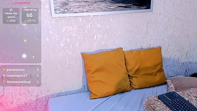 Luxury_Woman's Live XXX Chat