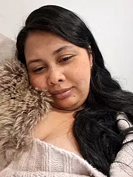 Alessandraa- 现场XXX聊天