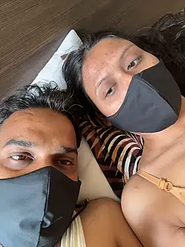 indianshycouple élő XXX-chatje