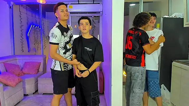 Houseofwarrios: онлайн-секс-чат