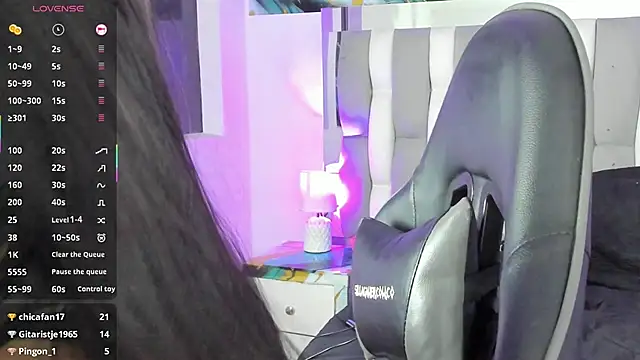 Онлайн чат XXX IsaDiiaz