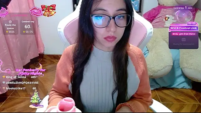 Maggie_Fox3 élő XXX-chatje