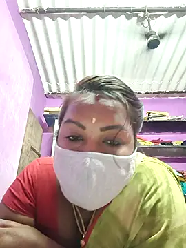 Tamil_Hot_Priya: διαδικτυακό σόου στην κάμερα