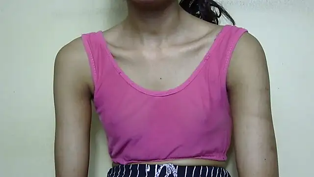 Chat XXX ao vivo de Anu_tiny