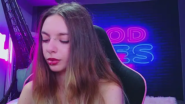 Czat XXX na żywo – CoraVex