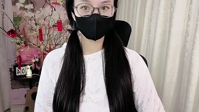 JENNIE-16 élő XXX-chatje