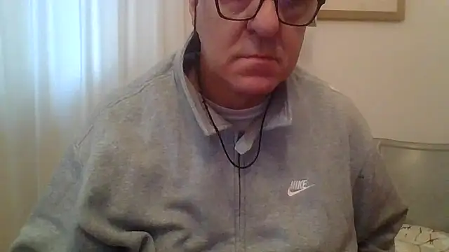 ANONIMO7735 Webcam-Show