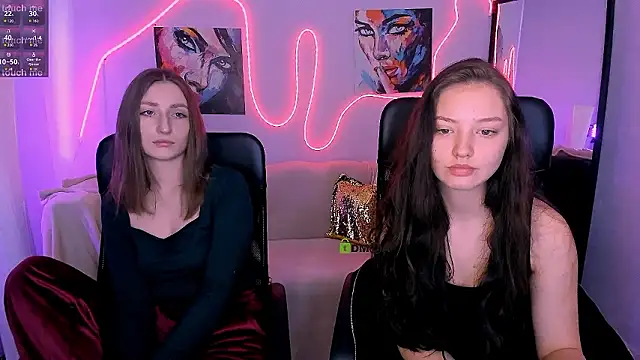 Chatroom XXX en direct de miki-niki