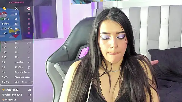 IsaDiiaz Adlı Modelin Canlı XXX Sohbeti