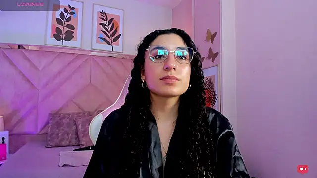 DemiJones_ Adlı Modelin Canlı XXX Sohbeti