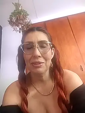 Perla_Franco 现场XXX聊天