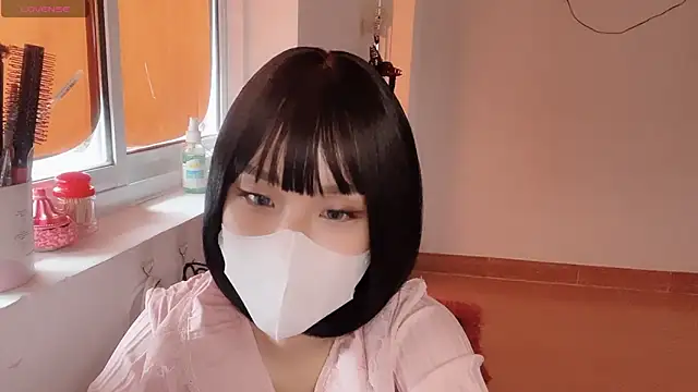 Tieu-May Live XXX-Chat