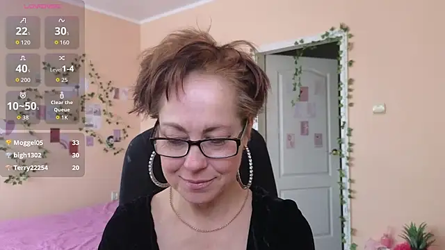 Ronda_Roni Adlı Modelin Canlı XXX Sohbeti