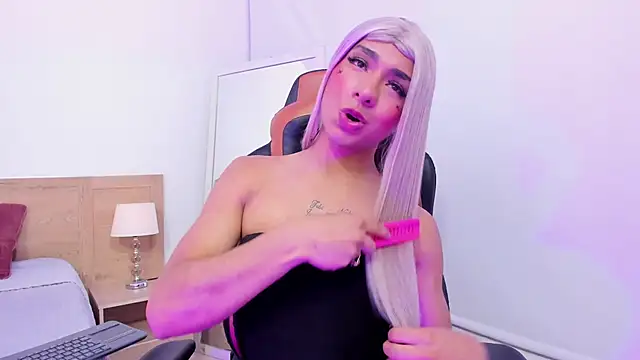 whisper_novaのライブXXXチャット