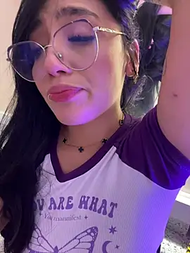 XXX chat uživo modela Your_Enyel