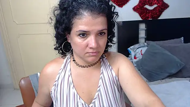 GlendaStarx's Live XXX Chat