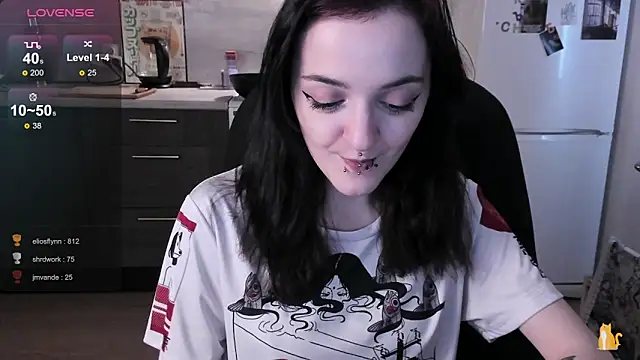 Chat XXX en directo de linaa__tyaan