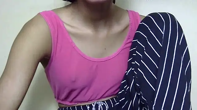 Chat XXX en directo de Anu_tiny