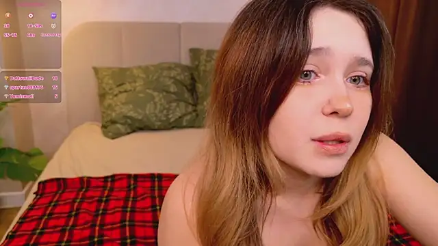 Chat XXX en directo de Lina_Glow