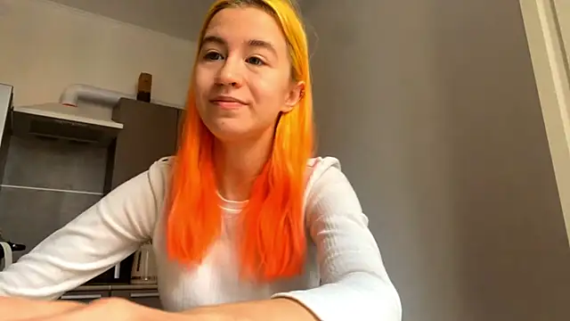 EmilyHein élő XXX-chatje