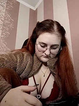 WhiteBellaX Chat XXX in diretta