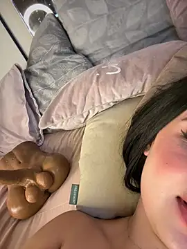 KimRoussee's Live XXX Chat