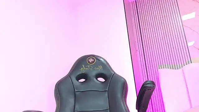 Sofia_martiin's Live XXX Chat