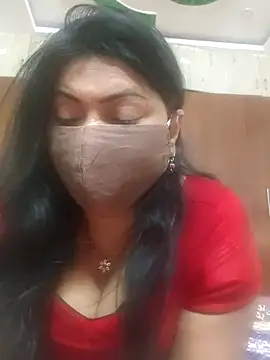 Anusri_359359 Adlı Modelin Canlı XXX Sohbeti