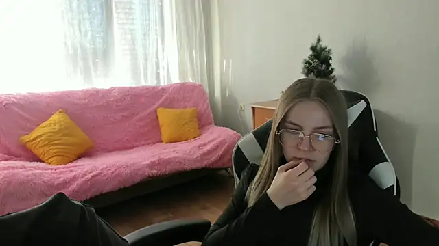 Chat +18 de HitGyrl ao vivo