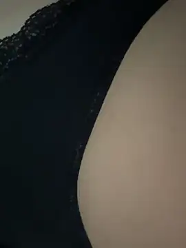 SweetMia36UK's Live XXX Chat