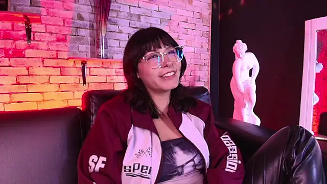 Chatroom XXX en direct de kitty_malach