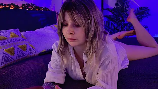 Gwen_Hilton Webcam-Show