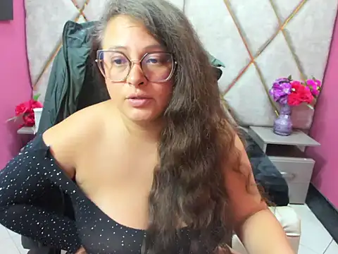 Chat XXX en directo de Sarah_Boobs_