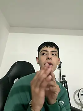 Sebastian_Reed: απευθείας συνομιλία ΧΧΧ