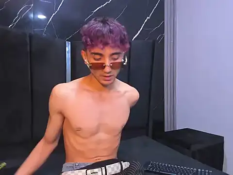 Živý XXX chat KrisX_hl