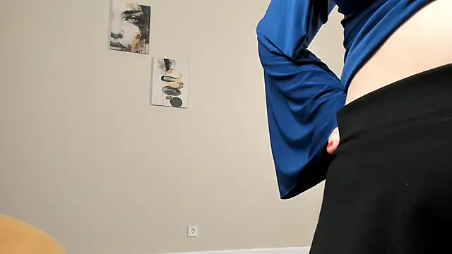 دردشة KeenaFigg الجنسية المباشرة