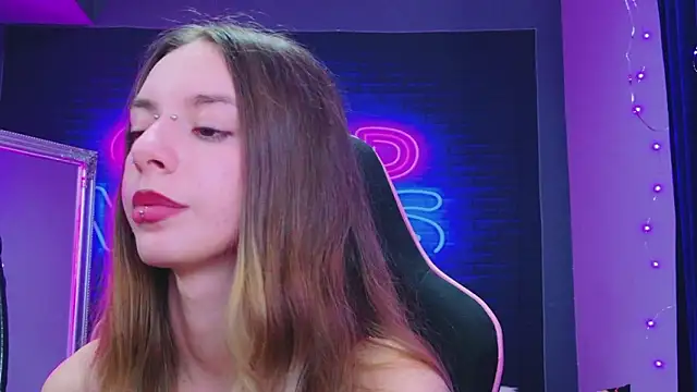 CoraVex live XXX chat