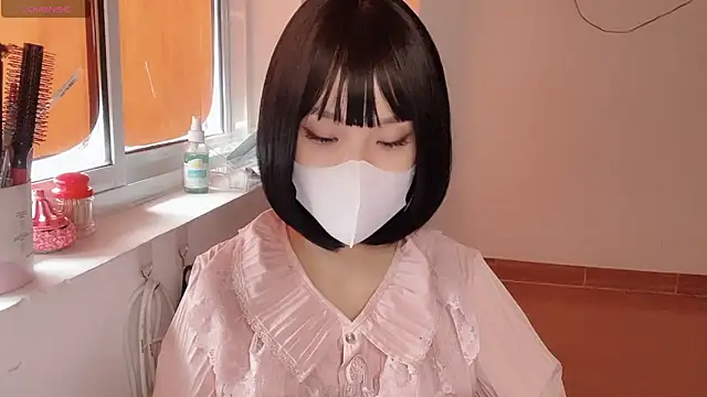 Tieu-May Live XXX-chat