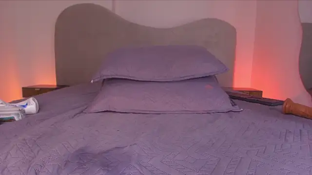 Chat +18 de lucyy_gray ao vivo