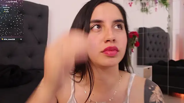 kaylee_lee 即時 XXX 聊天