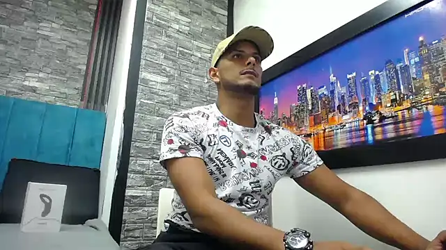 Chris_Dick23's Live XXX Chat